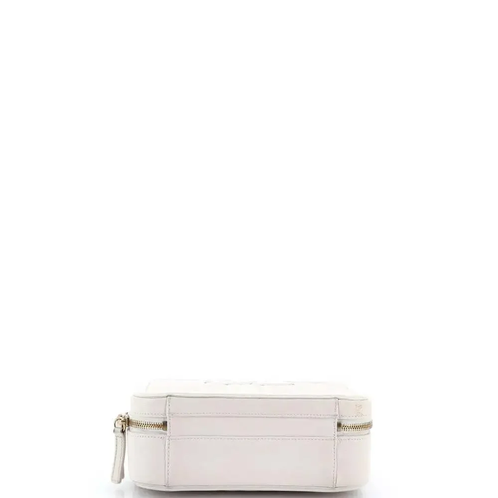 Chanel Filigree Vanity Case Quilted #258781C44B - Picture 5 of 9